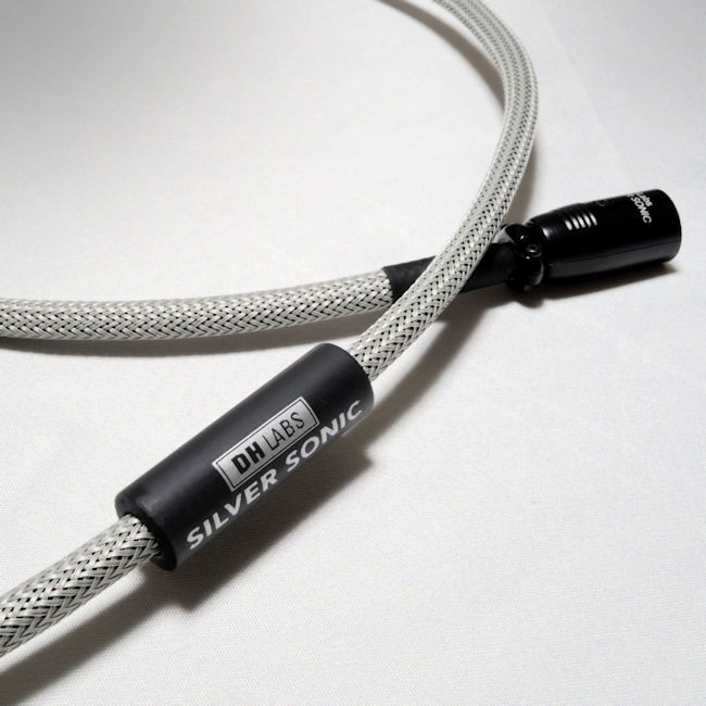 SILVER SONIC D-110 AES/EBU デジタルオーディオケーブル D-110-03-600x600.jpg